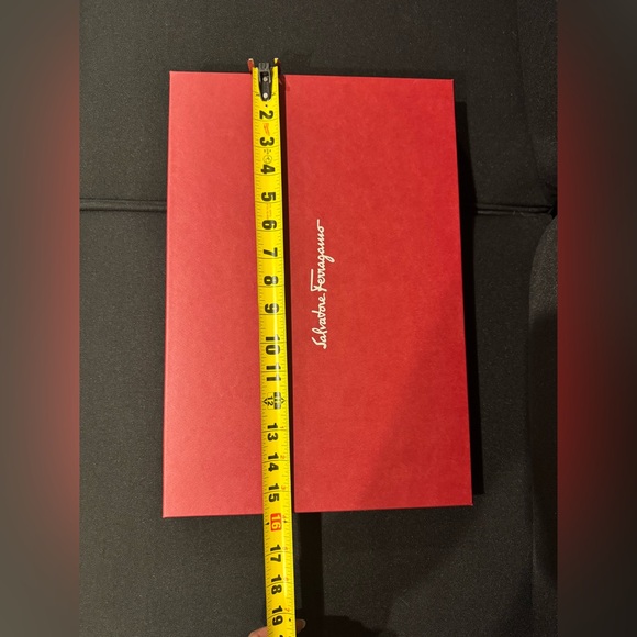 New Salvatore Ferragamo Empty Box for Ready to Wear Clothes - Picture 4 of 4